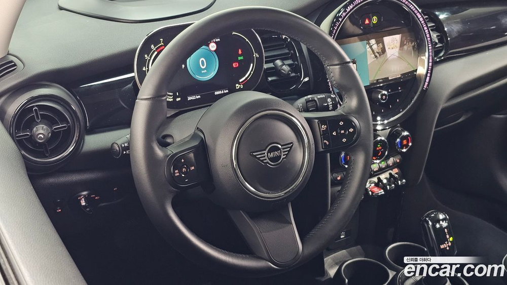 Mini Cooper Classic (09.2022)
