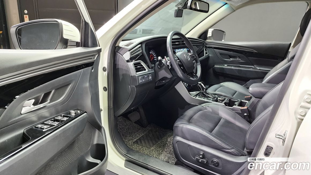 KG Mobility (Ssangyong) Beautiful Korando Бензин 1.5 2WD C5 (06.2022)