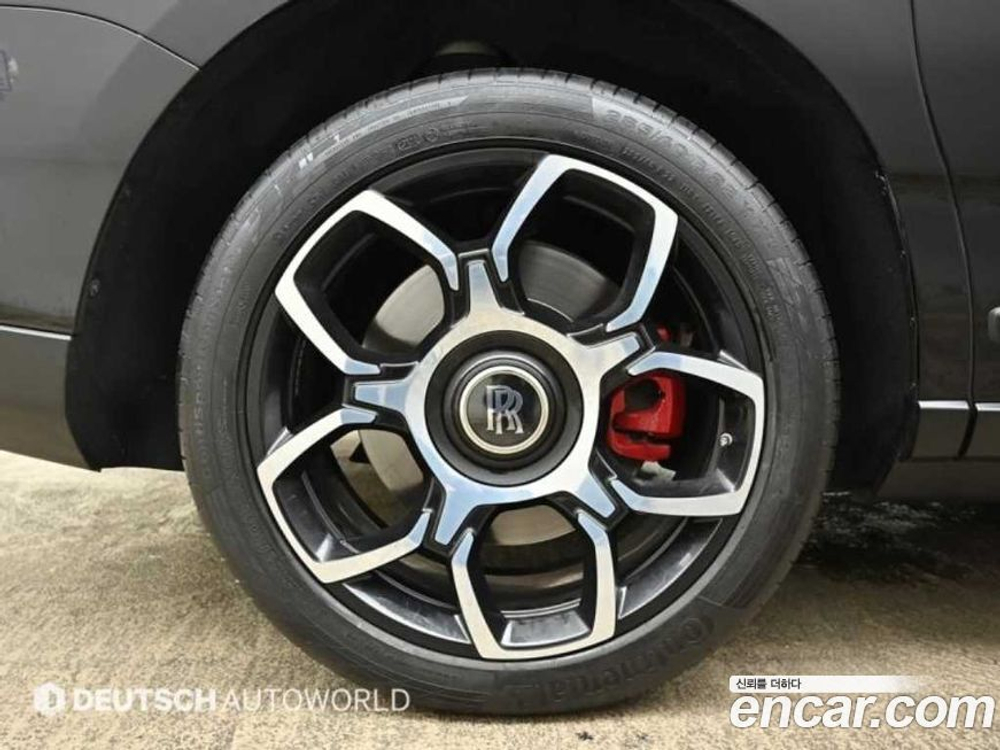 Rolls-Royce Cullinan 6.7 V12 Черный Badge (05.2020)