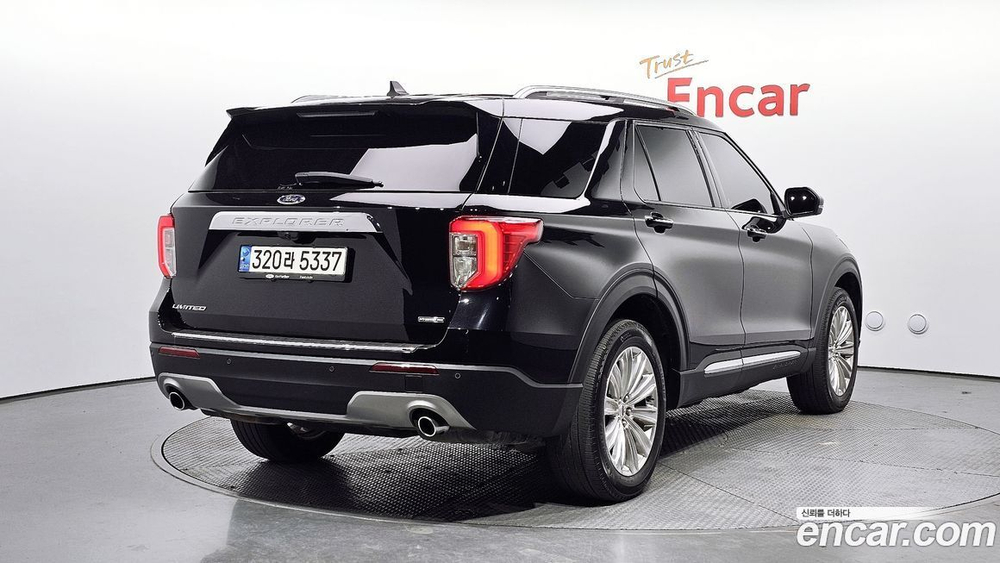 Ford Explorer 6 Generation 3.3 Hybrid (12.2022)