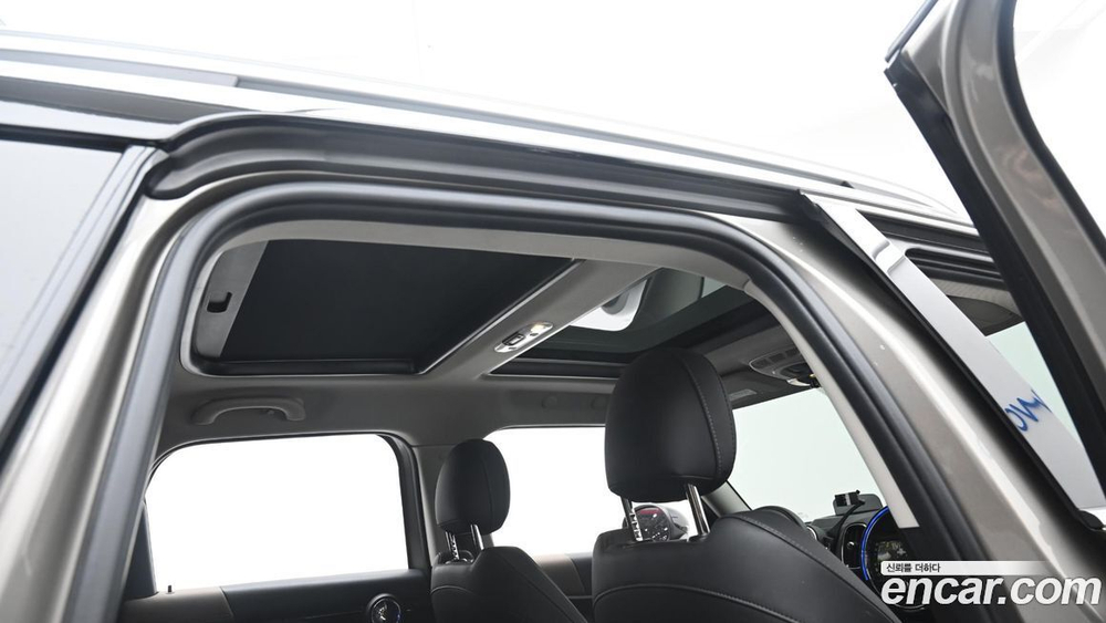 Mini Cooper Countryman HIGH (08.2019)