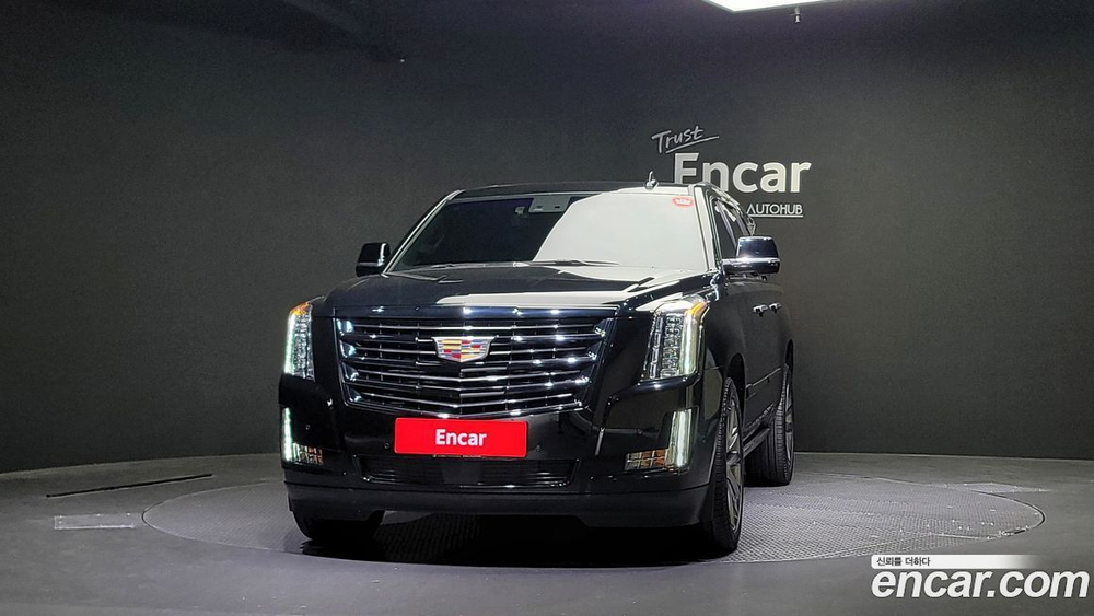 Cadillac Escalade 6.2 ESV (08.2019)