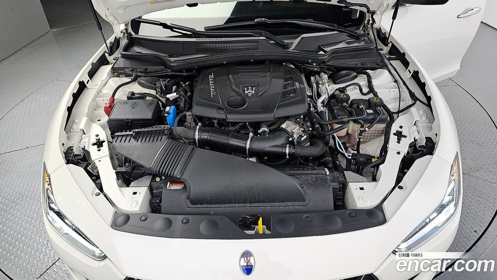Maserati Ghibli 2.0 (03.2022)
