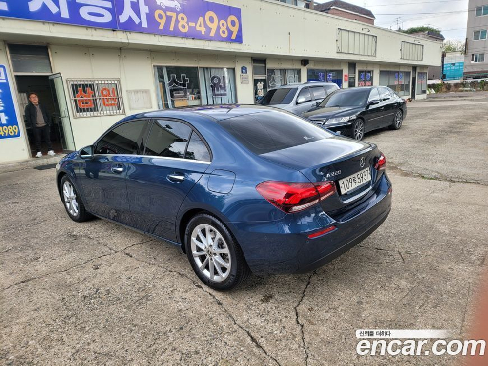Mercedes-Benz A-Class W177 A220 Sedan (06.2020)