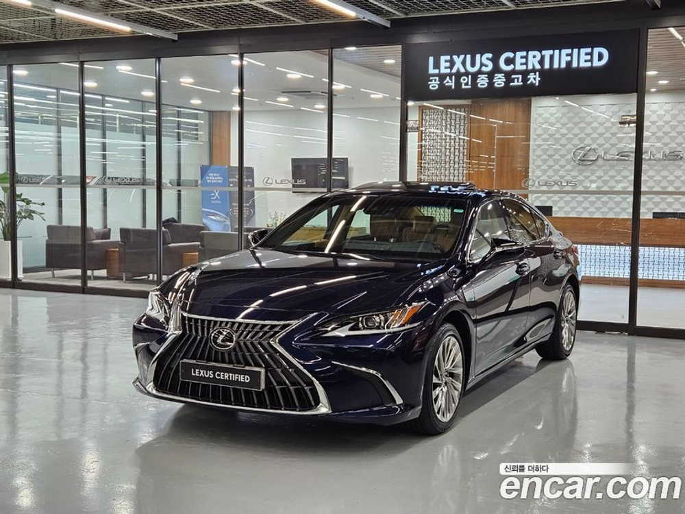 Lexus ES300h 7 Generation Luxury Plus (08.2023)