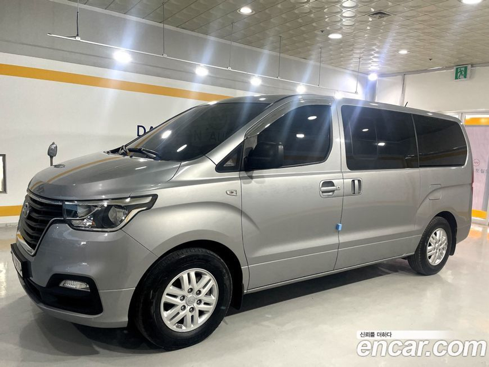 Hyundai The New Grand Starex Van 5인승 (06.2020)