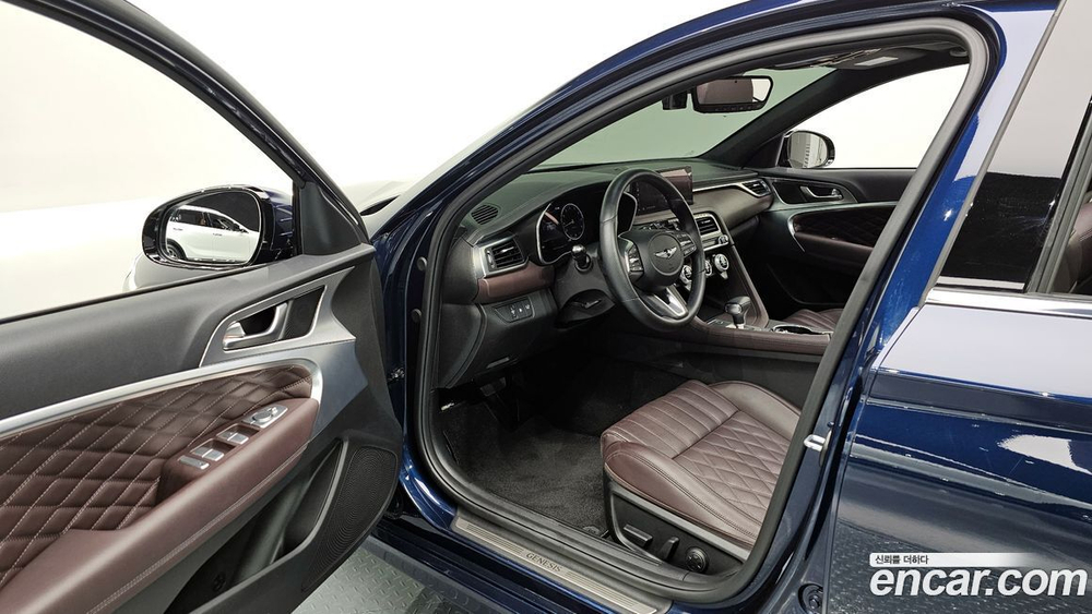 Genesis The New G70 Бензин 3.3T 2WD (06.2021)