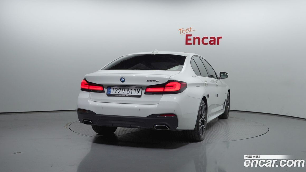 BMW 5 Series (G30) 530e M Sports (09.2022)