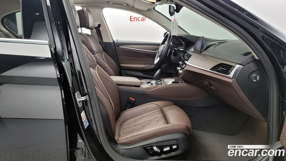 BMW 5 Series (G30) 530i Luxury Plus (08.2020)