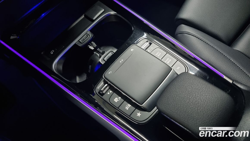 Mercedes-Benz GLB-Class X247 GLB200 d (04.2023)
