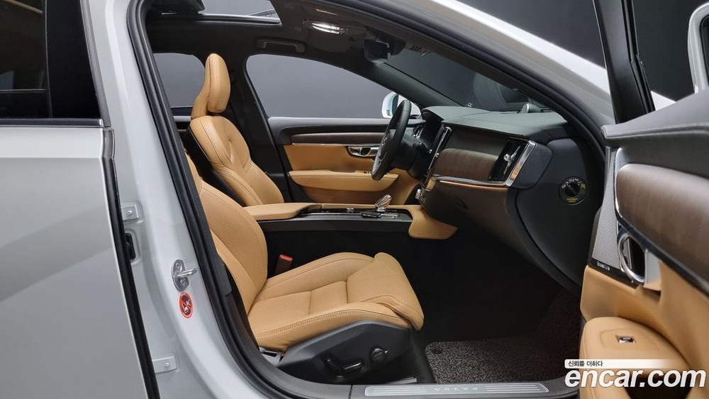 Volvo S90 B5 Ultimate Bright (11.2022)