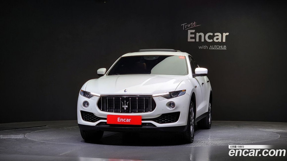 Maserati Levante 3.0 Дизель AWD (08.2019)