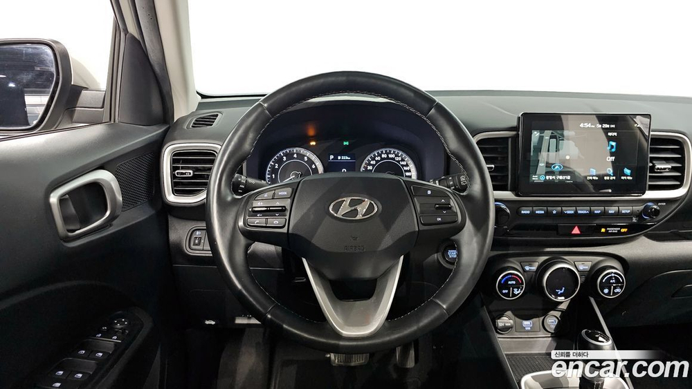 Hyundai Venue 1.6 Modern (08.2020)