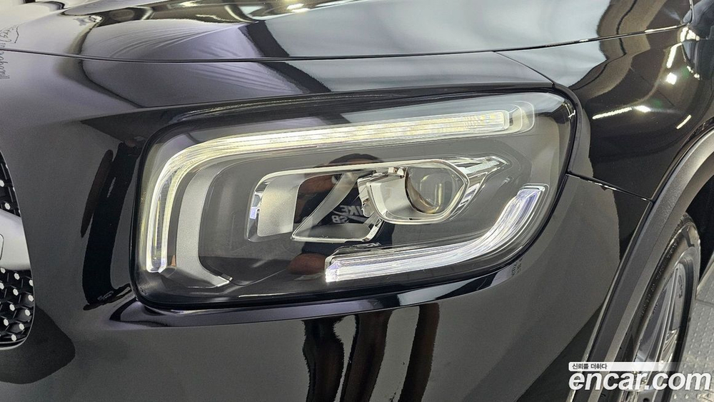 Mercedes-Benz GLB-Class X247 GLB250 4MATIC (03.2021)