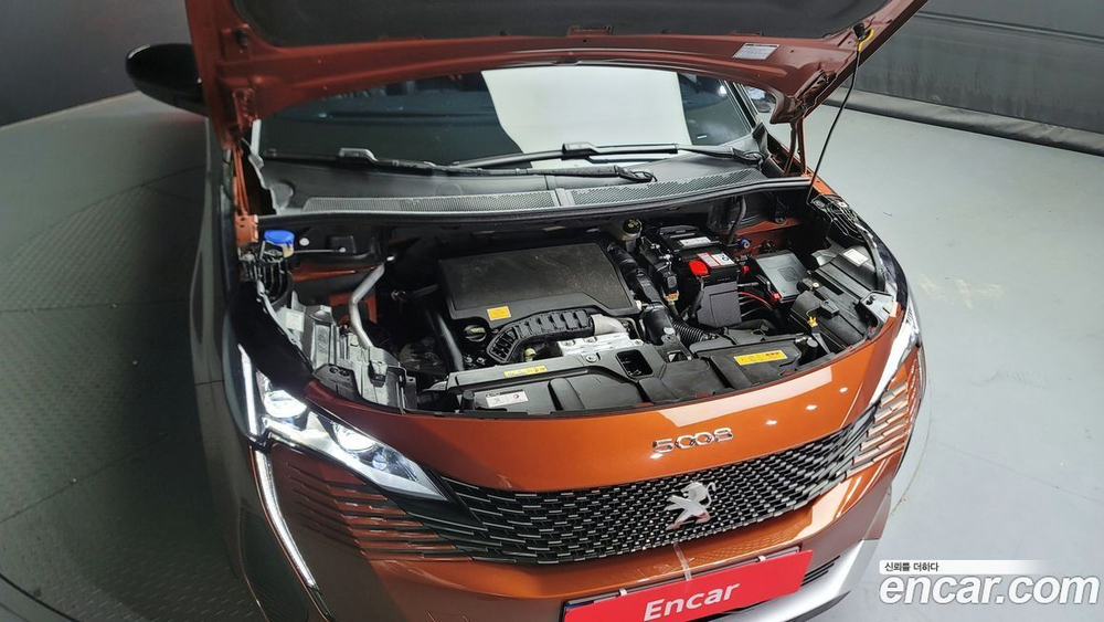 Peugeot 5008 2 Generation 1.2 Pure Tech GT Pack (04.2023)