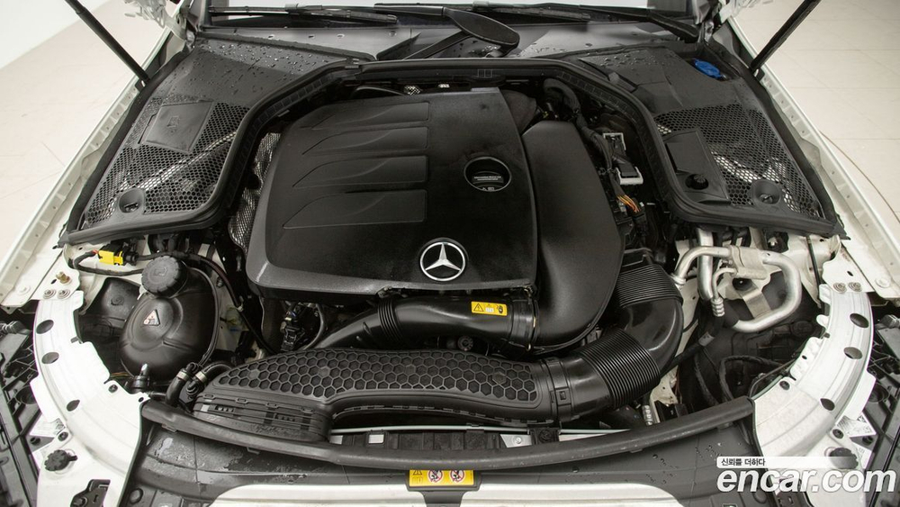 Mercedes-Benz C-Class W205 C200 Coupe (09.2021)