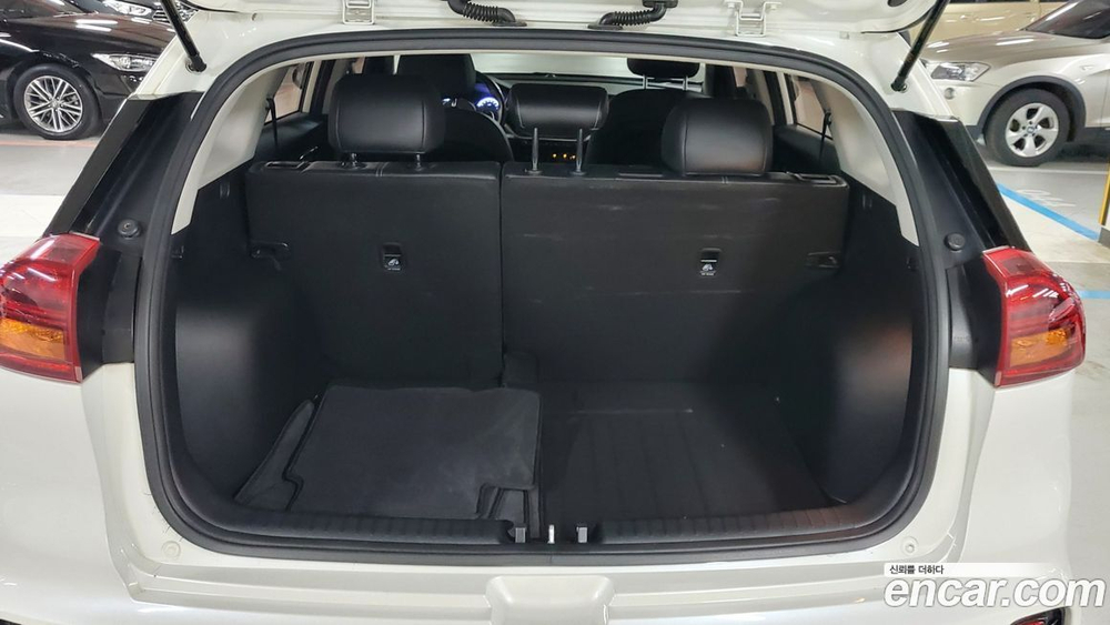 Kia The New Niro 1.6 HEV (06.2020)