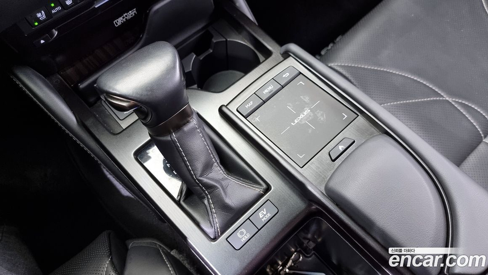 Lexus ES300h 7 Generation Executive (05.2021)