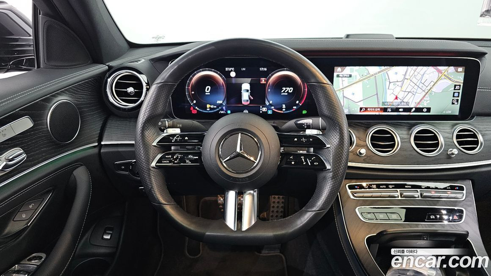 Mercedes-Benz E-Class W213 E220d 4MATIC AMG Line (12.2020)