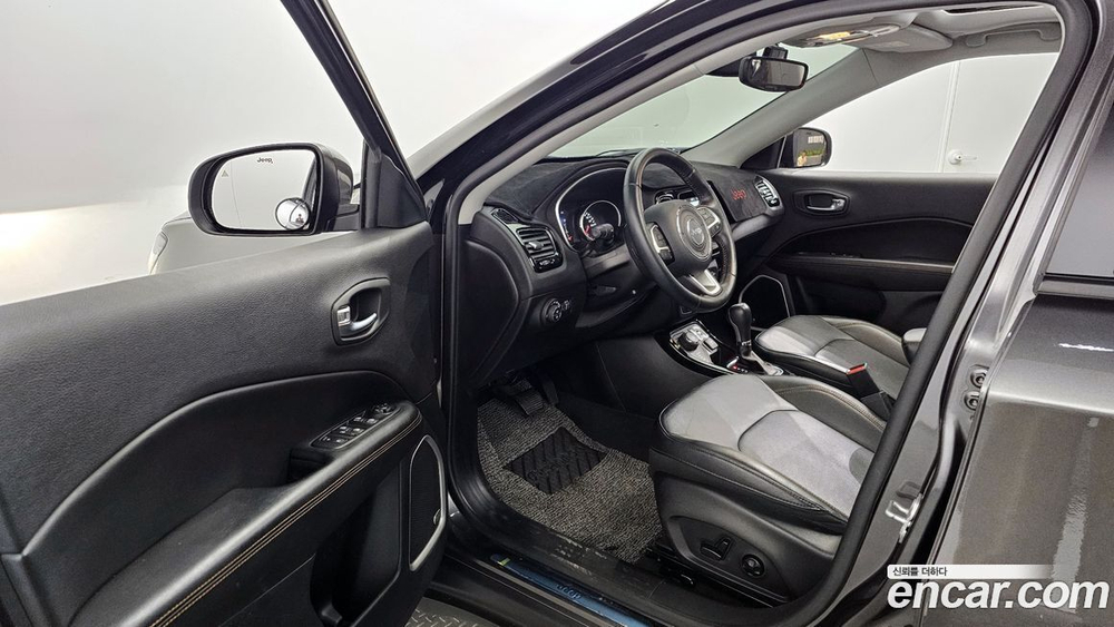 Jeep Compass 2 Generation 2.4 Limited AWD (09.2019)