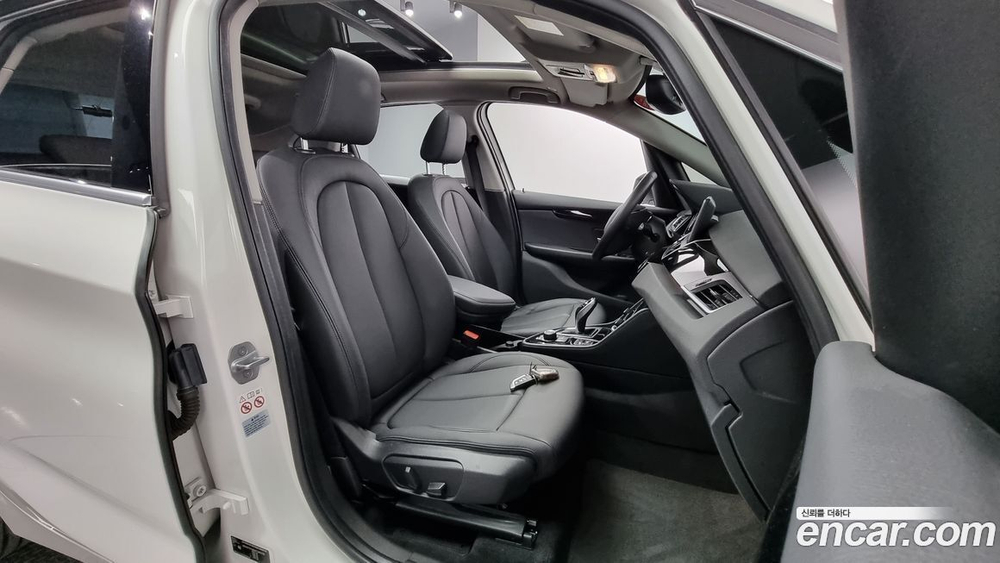 BMW 2 Series Active Tourer (F45) Advantage (12.2020)