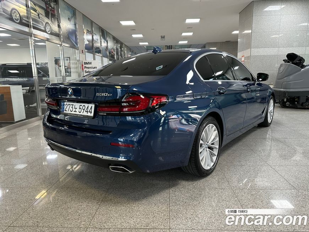 BMW 5 Series (G30) 530e Luxury (04.2021)