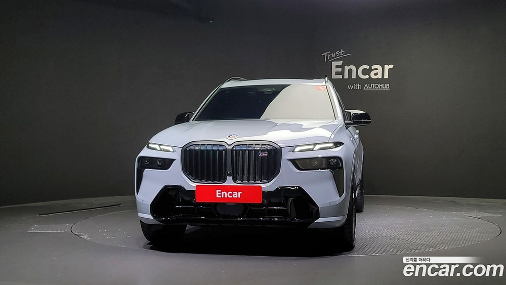BMW X7 (G07) M60i xDrive M Sports 6-и местный (12.2022)