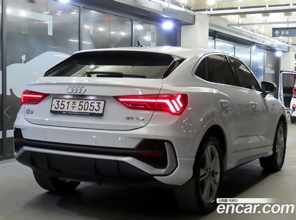 Audi Q3 (F3) 35 TDI Premium Sportback (09.2022)