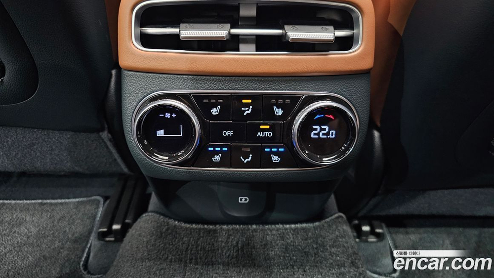 Genesis GV70 2.5T Бензин AWD (04.2021)