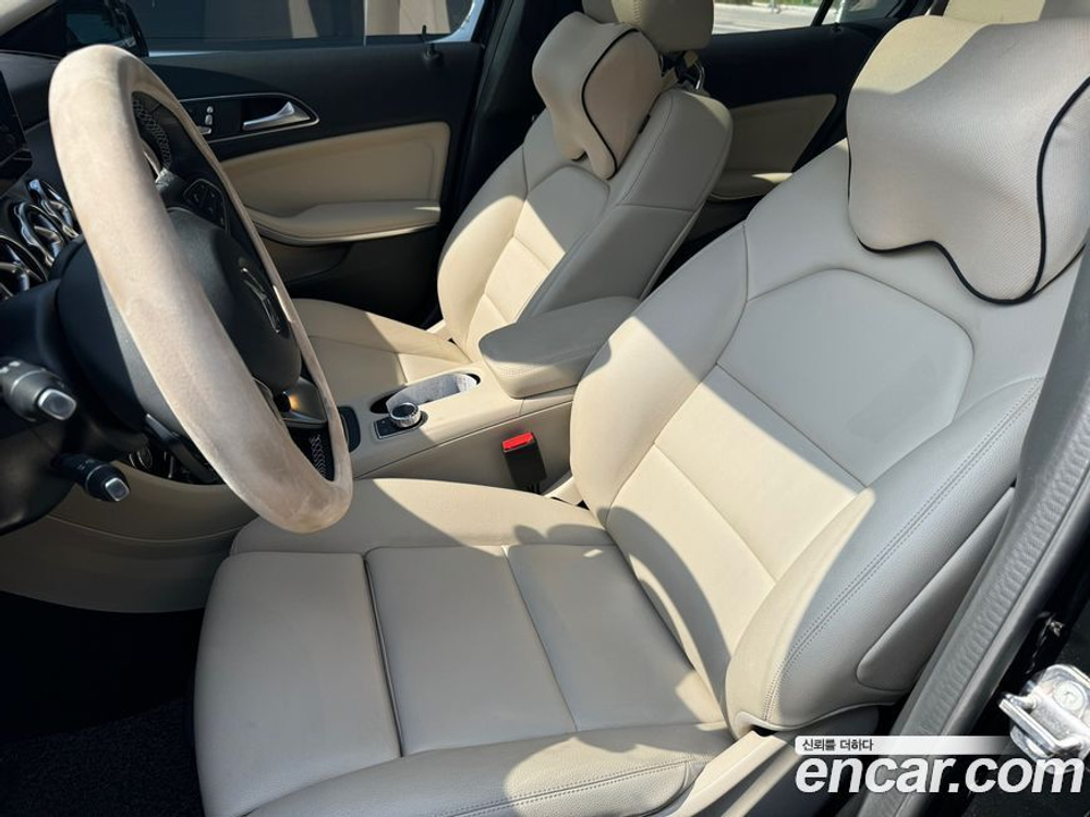 Mercedes-Benz GLA-Class X156 GLA220 Premium (08.2019)