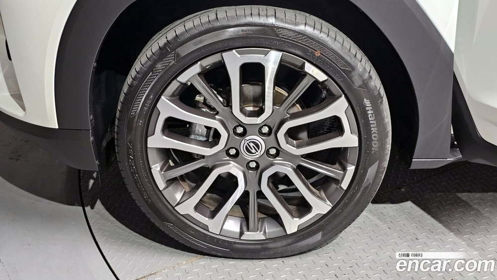 KG Mobility (Ssangyong) Torres Бензин 1.5 4WD (04.2023)