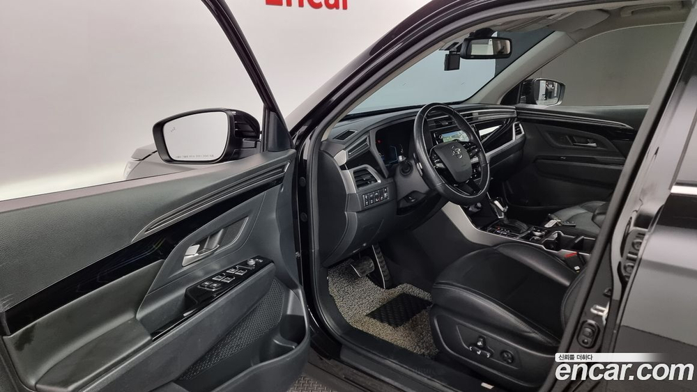 KG Mobility (Ssangyong) Beautiful Korando Бензин 1.5 2WD C5 (09.2019)