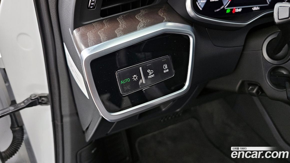 Audi A6 (C8) 45 TFSI Quattro Premium (12.2019)