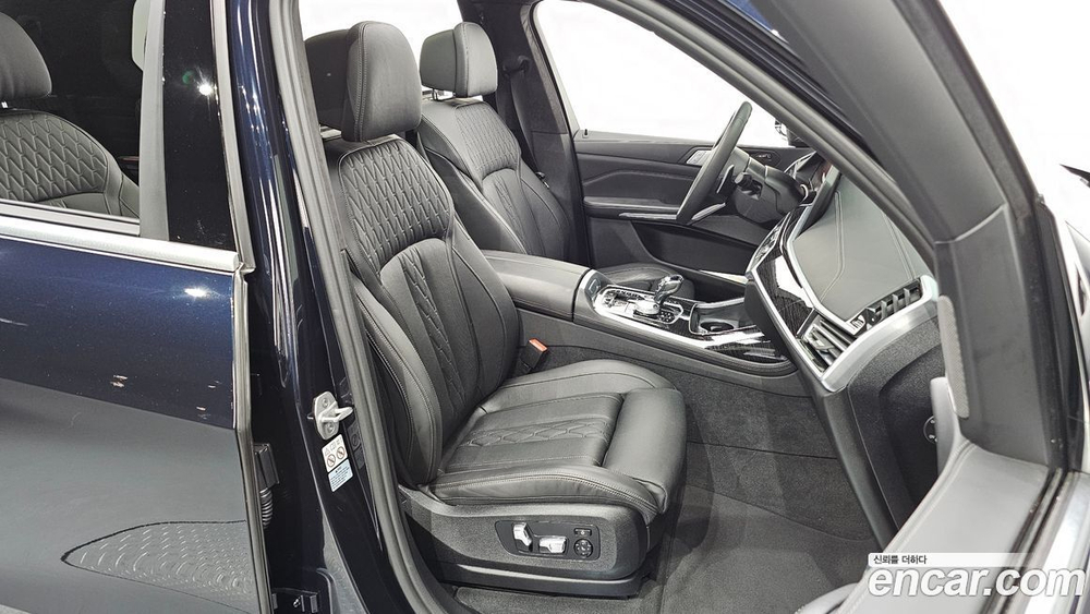 BMW X7 (G07) xDrive 40i M Sports 6-и местный (12.2020)