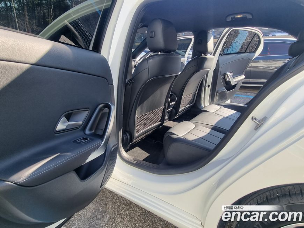 Mercedes-Benz A-Class W177 A220 Hatchback (12.2022)