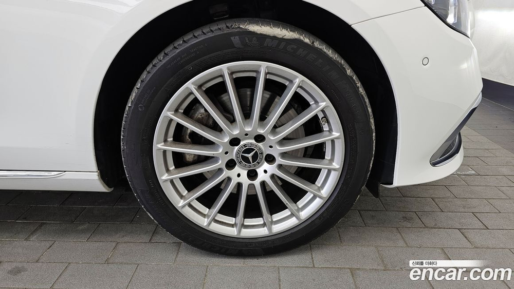 Mercedes-Benz E-Class W213 E250 Exclusive (01.2021)