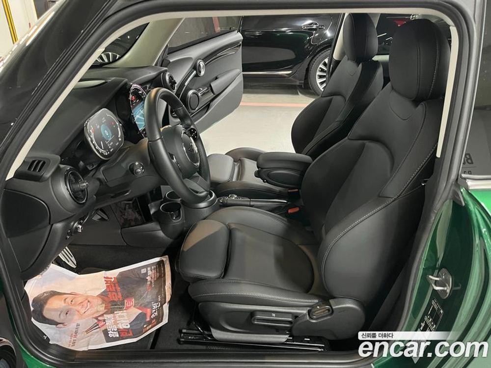 Mini Cooper Classic Plus (06.2022)