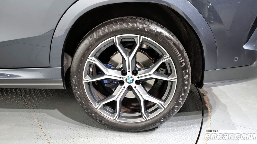 BMW X6 (G06) xDrive40i M Sports (06.2022)
