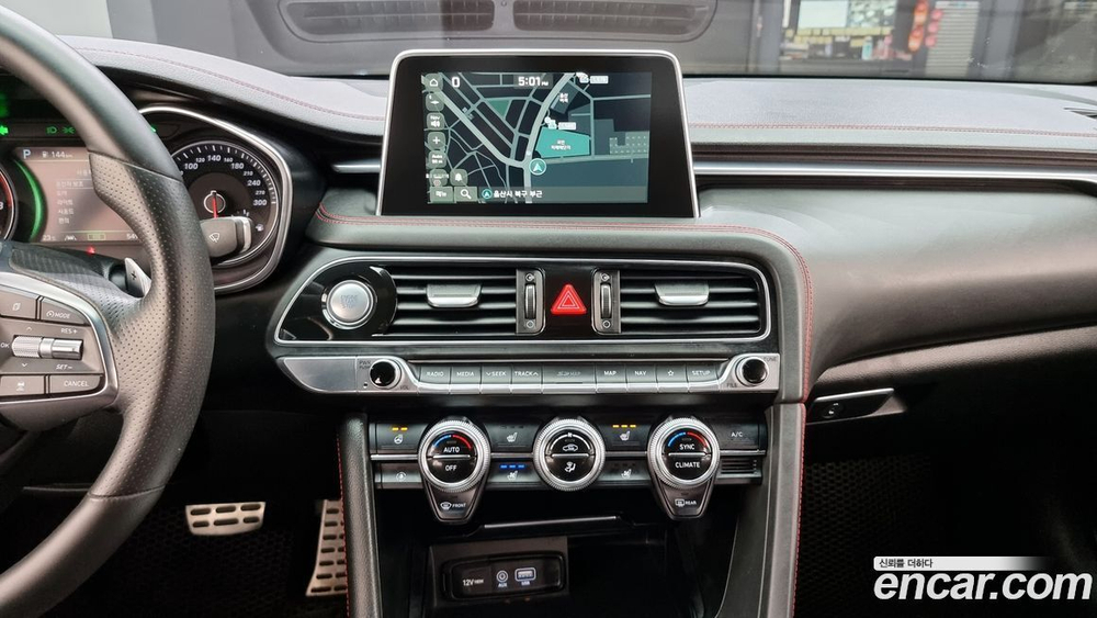 Genesis G70 3.3T Sports (03.2020)