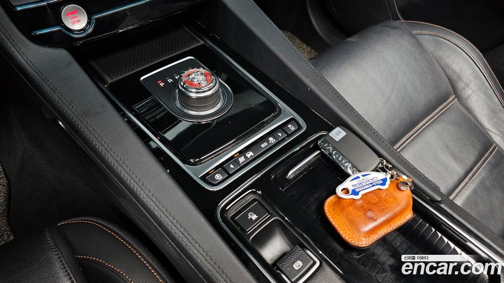 Jaguar F-PACE 20d Prestige (09.2019)