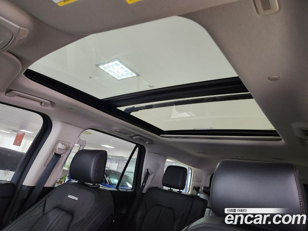 Ford Expedition Platinum 4WD (04.2021)