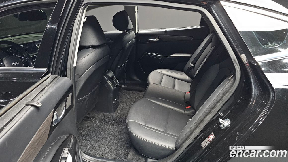 Kia K7 (Cadenza) Premier 2.5 GDI Noblesse (03.2020)