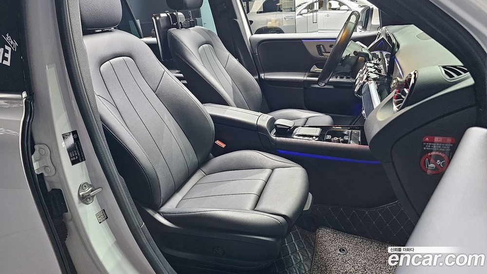 Mercedes-Benz GLB-Class X247 GLB200 d (09.2021)
