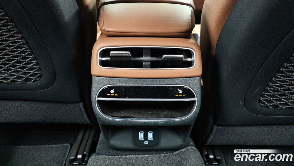 Genesis GV70 2.5T Бензин AWD (05.2022)