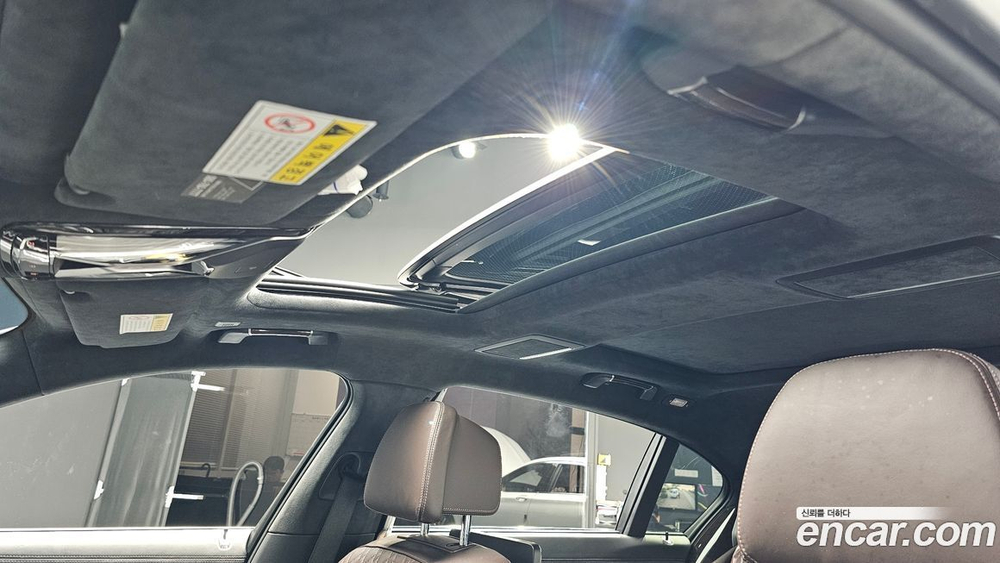BMW 7 Series (G11) 750Li xDrive Design Pure Excellence (10.2019)