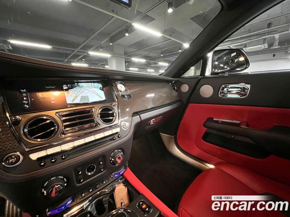 Rolls-Royce Wraith 6.6 Черный Badge (01.2020)