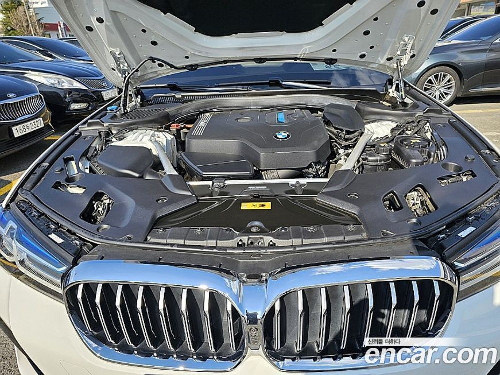 BMW 5 Series (G30) 530e M Sports (02.2021)