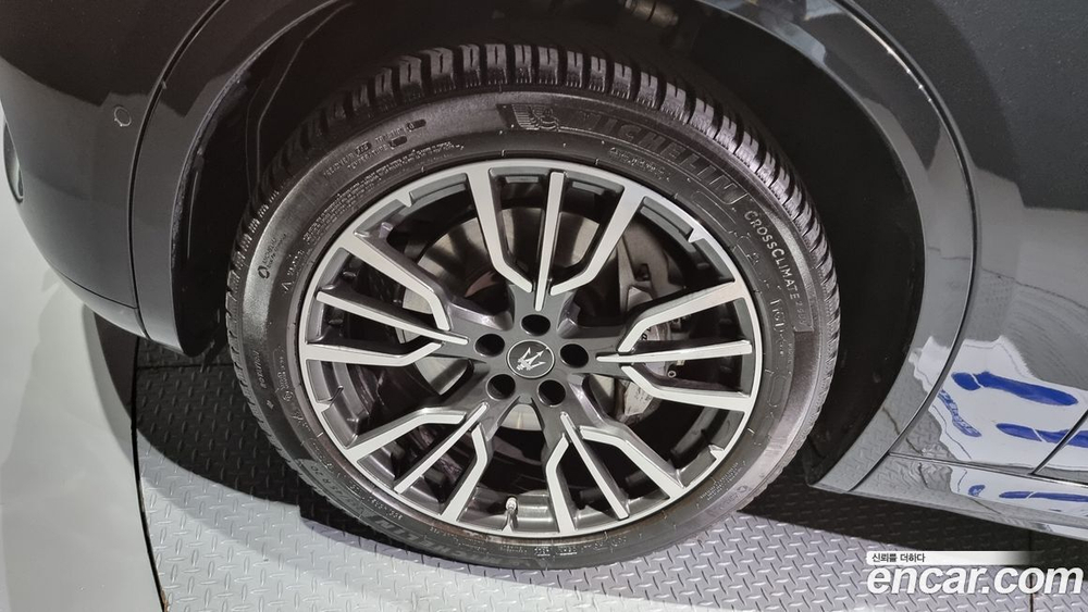 Maserati Grecale 2.0 AWD GT 타입 P (04.2023)