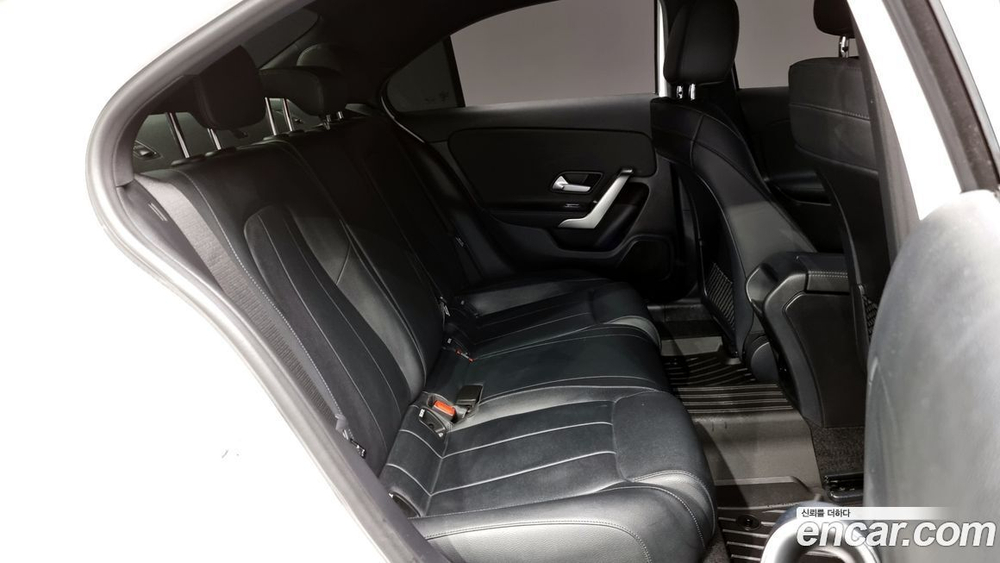 Mercedes-Benz A-Class W177 A220 Sedan (03.2021)