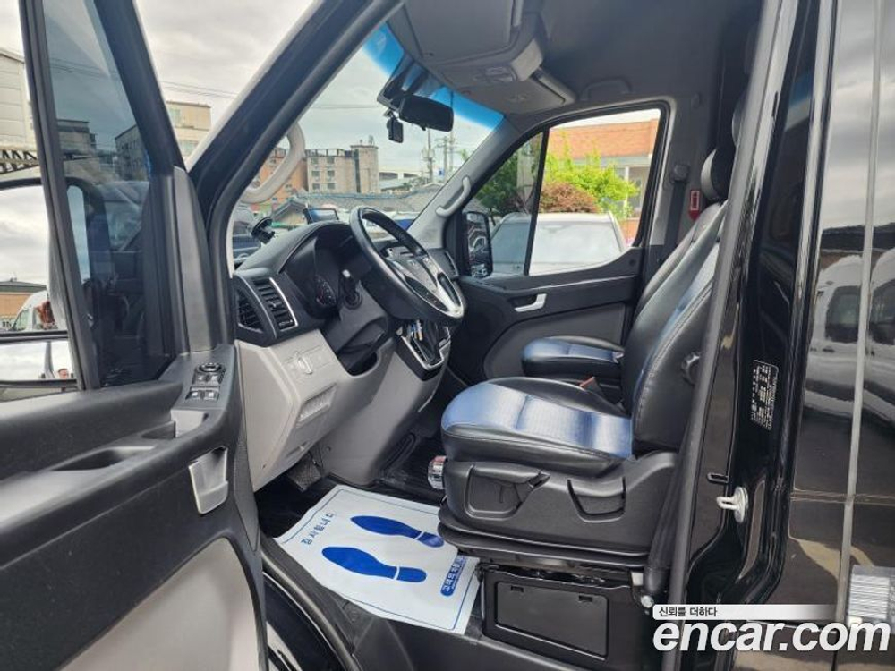 Hyundai Solati 15인승 (12.2021)